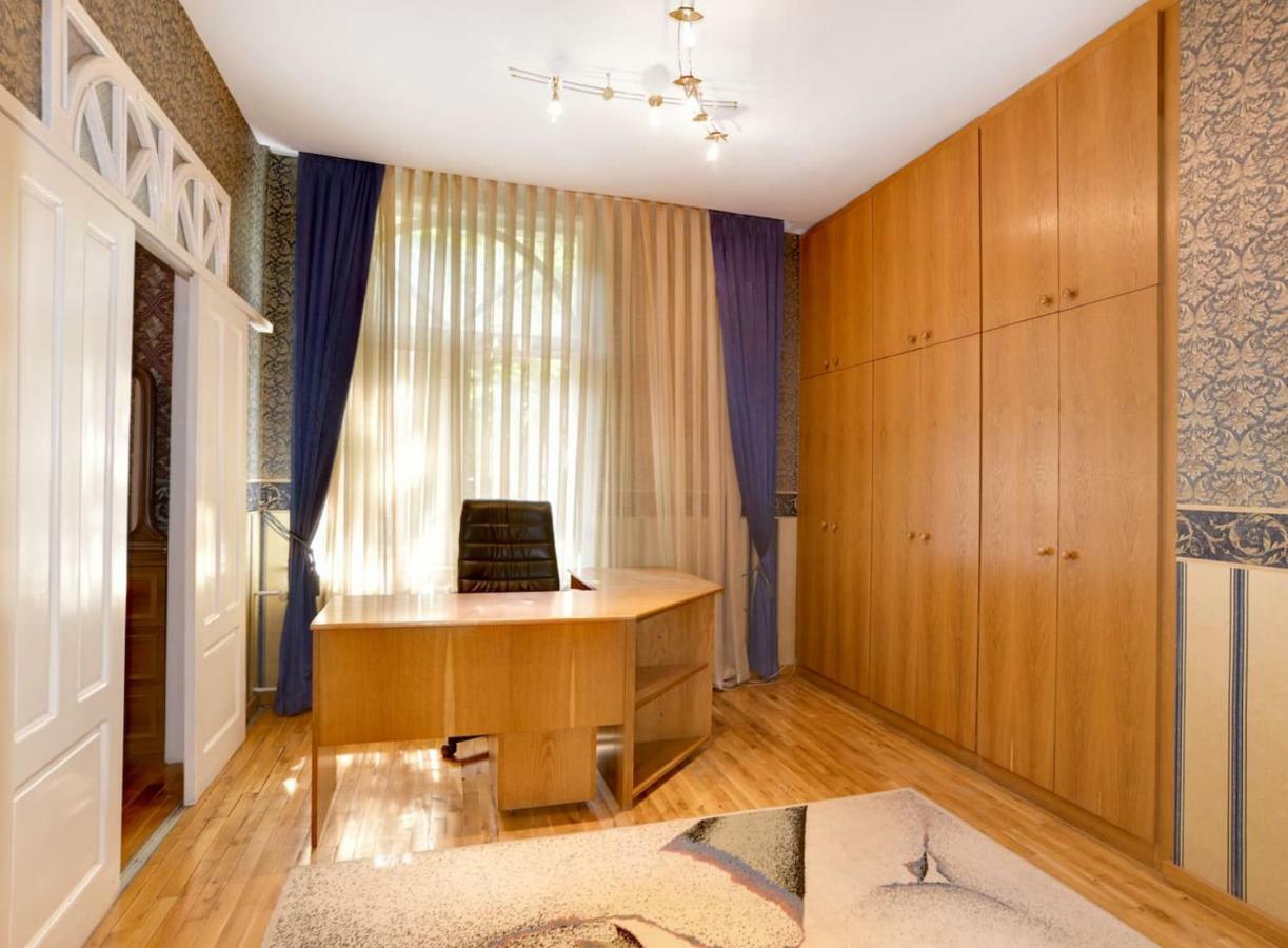 Aristocratic, Elegant, Designer Top Central Apartment Sofya Dış mekan fotoğraf