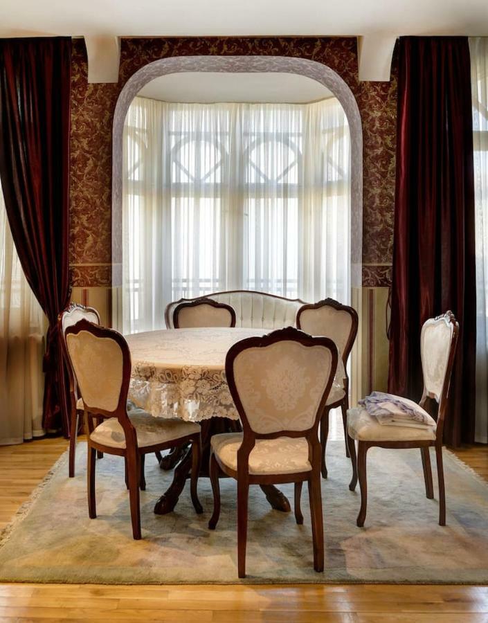 Aristocratic, Elegant, Designer Top Central Apartment Sofya Dış mekan fotoğraf