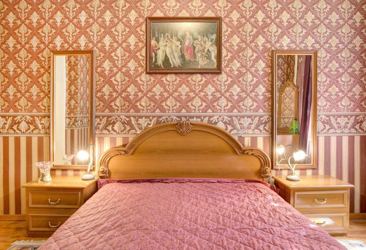 Aristocratic, Elegant, Designer Top Central Apartment Sofya Dış mekan fotoğraf